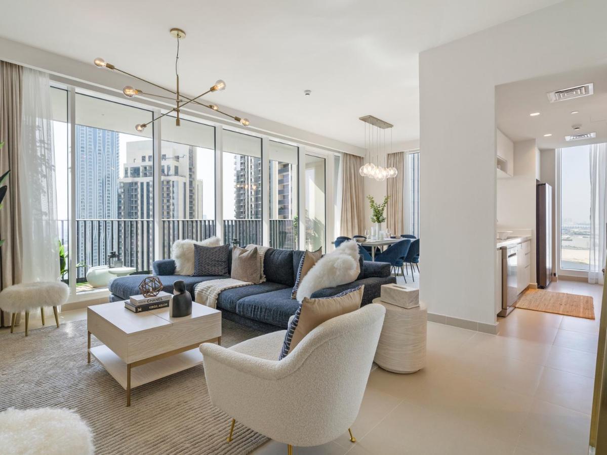 Spacious With Incredible Canal And Park Views *