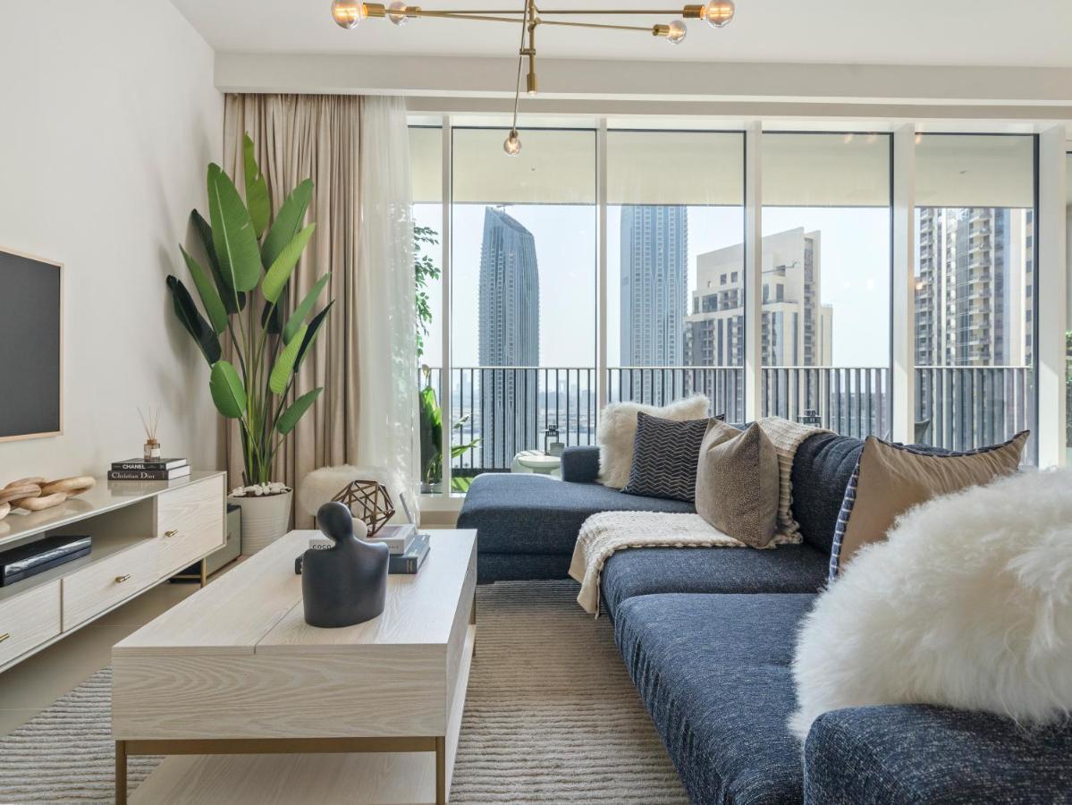 Spacious With Incredible Canal And Park Views Apartment Dubai