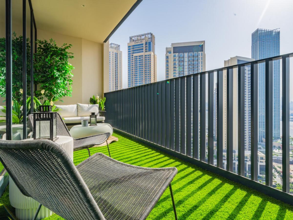 Spacious With Incredible Canal And Park Views Apartment Dubai